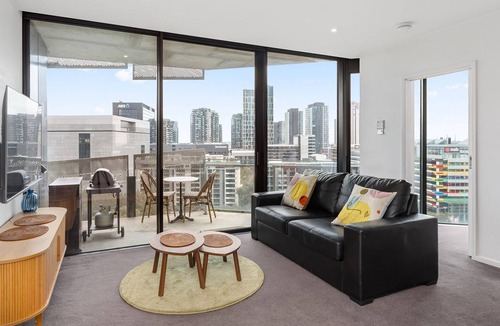 Docklands Apartment | BOUTIQUE STAYS - Watervue