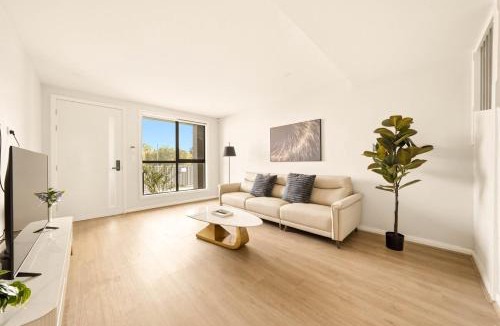 Box Hill House | Box Hill 4BR Home Perfect For Family Getaway