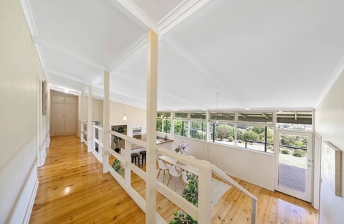 Seacombe Heights House | Braeside View a coastal haven for families/couples