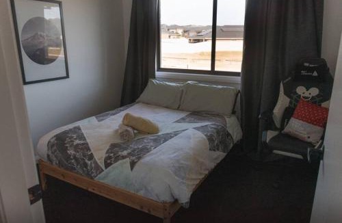 Kelso House | Brand New Luxury Build with Home Theatre