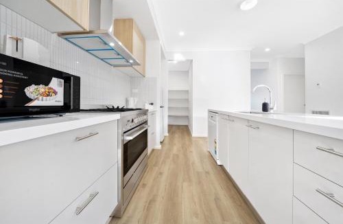 Melbourne House | Brand New, Spacious, Breezy, Comfy, Luxury Home