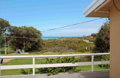 Guilderton House | Brandis Beach House