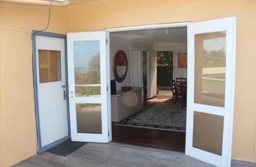 Guilderton House | Brandis Beach House