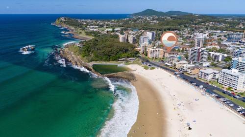 Forster Apartment | Breakers 11