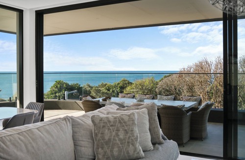 Forster Apartment | Breathtaking panoramic views meet tranquility and comfort. Forster HOT spot.