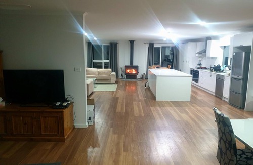 Jerangle House | Bredbo Farm Stay