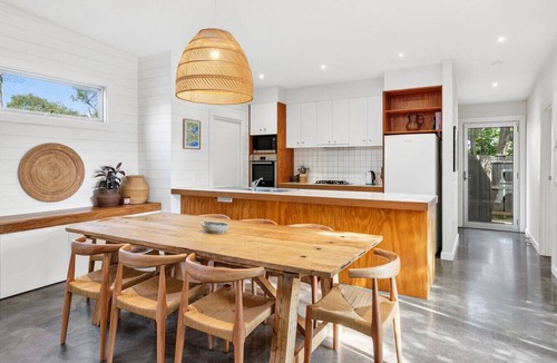 Barwon Heads Cabin | Bridge Road Retreat – Barwon Heads Getaway