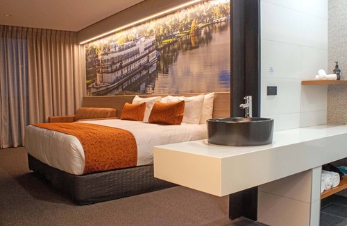 Murray Bridge Hotel | Bridgeport Hotel