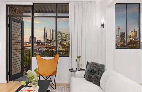 Glebe Apartment | Bright 2-Bed Apt with Spectacular Bridge Views