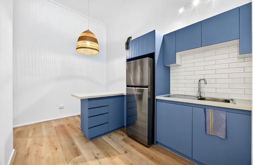Scarborough Apartment | Bright 2-Bed Unit Near Scarborough Beach