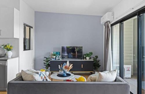 Norman Park Apartment | Bright 2B2B Apartment near the City Free Parking
