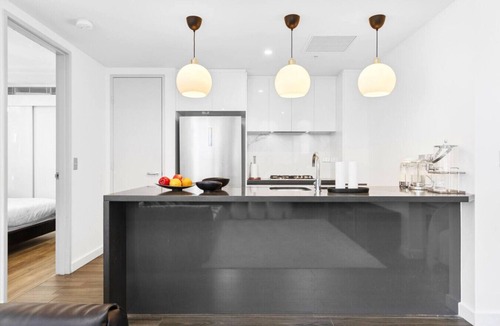 Mascot Apartment | Bright & Modern 2BR Home Steps from Mascot Station