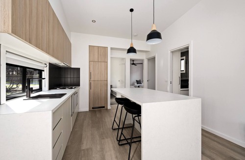 Bright Cabin | Bright Riverside Holiday Park