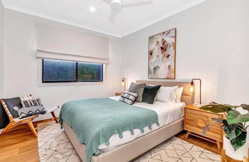 Brompton House | 'Brightly Brompton' A Family Delight by the Park