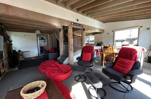Dinner Plain Ski Chalet | Brindabella Chalet alpine-getaways