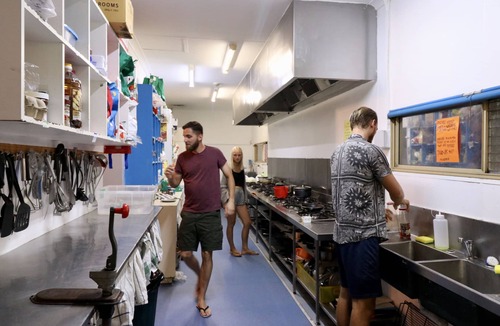 Perth Hostel | Britannia on William - Hostel