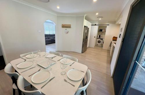 Broadwater House | Broadwater Beach Cottage