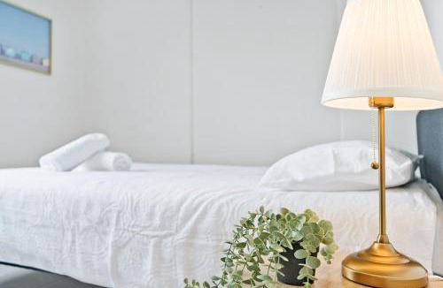 Ultimo House | Broadway Central Private Rooms