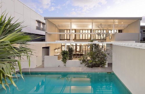 North Creek House | Bronze
