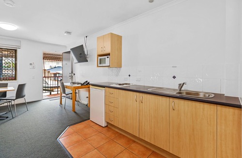 Hillcrest Hotel | Browns Plains Motor Inn