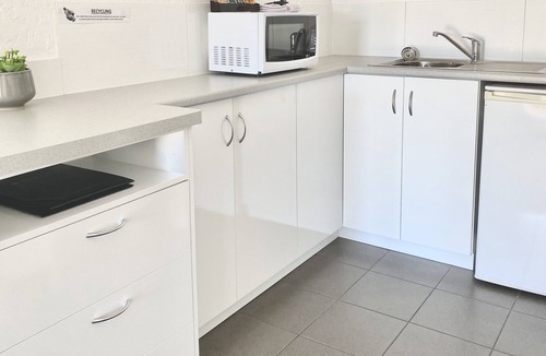 Bundaberg West Hotel | Bundaberg Spanish Motor Inn