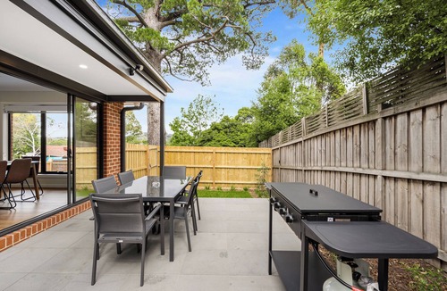 Croydon Villa | Bungunyah Apartments: 2 Bedroom Yarrabee Villa