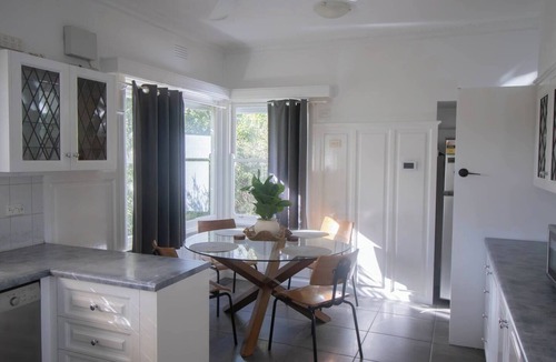 Buninyong House | Buninyong Golfside Getaway