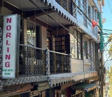 Darjeeling Hostel | Bunk Stays