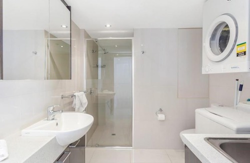 Miami Apartment | Burleigh Surf - Hosted by Burleigh Letting
