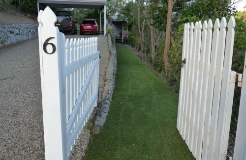 Sun Valley House | Bushland Breeze - Self Contained Unit