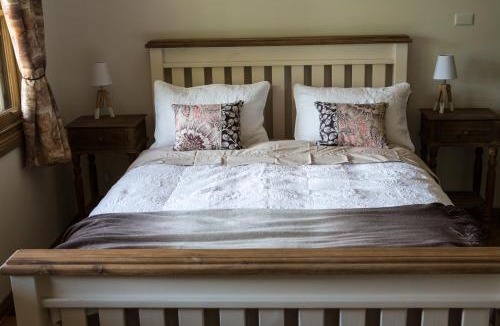 Warburton Bed & Breakfast | Buttercup Hill