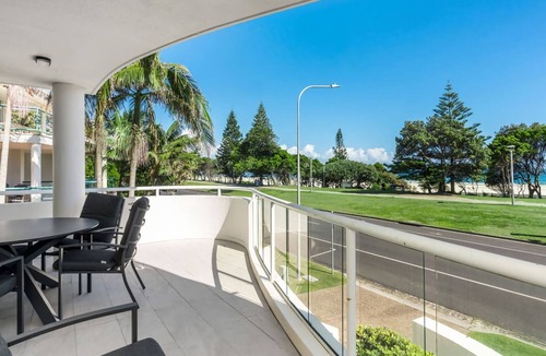 Byron Bay Apartment | Byron Bay Accom - The Palms 4 - 54 Lawson Street