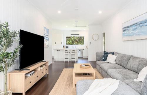Torquay House | Caba-Rita Palms
