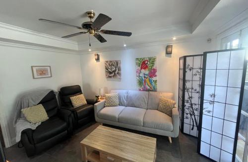 Cairns North Apartment | Cairns Exclusive Paradise Home