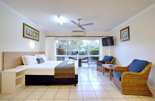Cairns North Apartment | Cairns Queenslander Hotel & Apartments