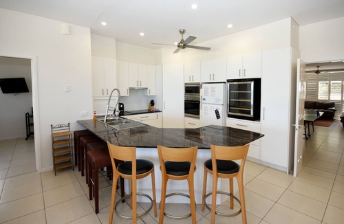 Callala Beach House | Callala Beach - ON THE BEACH, where your garden meets the sand