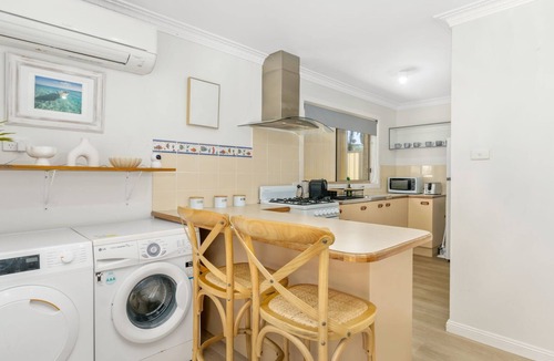 Callala Beach House | Callala Beach Walk - Beachfront with Fireplace