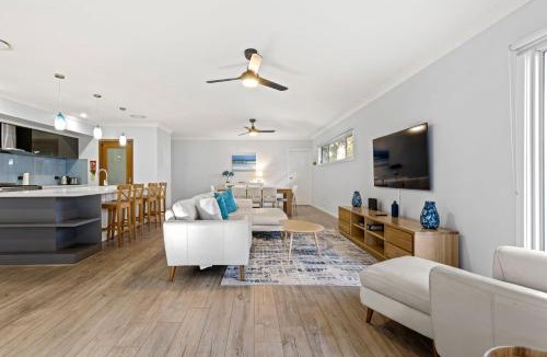 Callala Beach House | Callala Blue - Pet Friendly - Community Pool