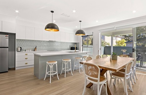 Callala Bay House | Callala Chill Jervis Bay - Short Walk to Creek