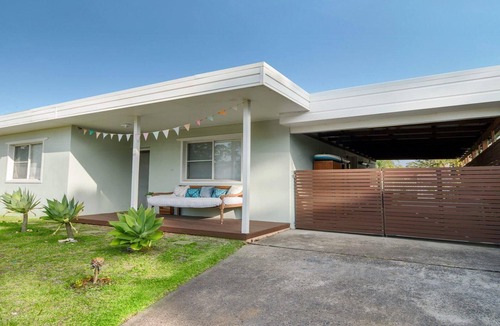Callala Beach House | Callala Dreaming - a 3-4 minute stroll to the beach