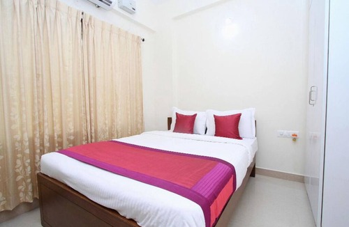 Bengaluru Hotel | Calm&Cozy Stay Modestly Designed Rooms@Bangalore