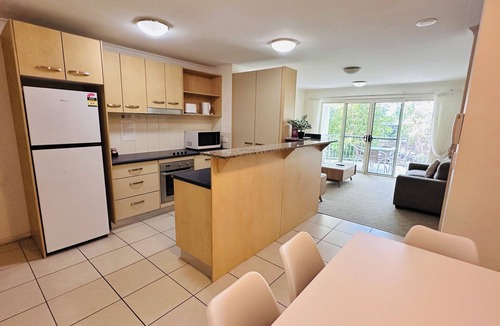 Battery Hill Apartment | Caloundra Central Apartment Hotel