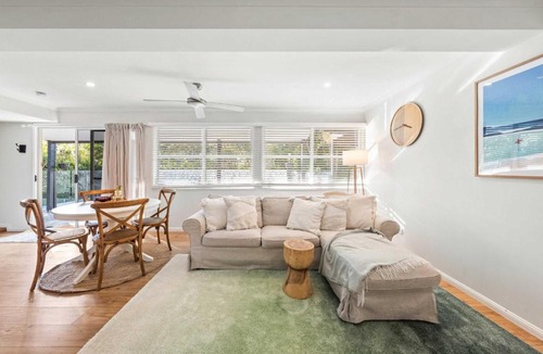 Little Mountain House | Caloundra Tropical Downstairs Stay - Pool & Garden