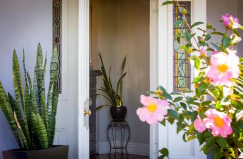 Cessnock House | Camellia Cottage