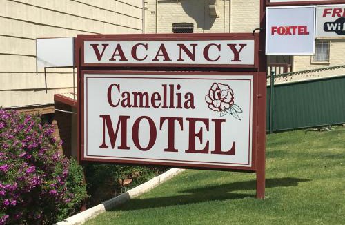 Narrandera Hotel | Camellia Motel