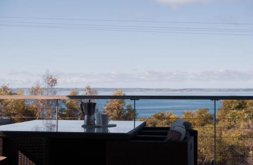 Kingscote House | Camelot