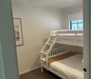 Ashbourne Hotel | Cammeray Waters