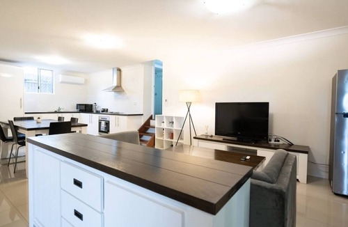 Camp Hill Apartment | Camp Hill Private 5BR Lower Level with Own Entrance