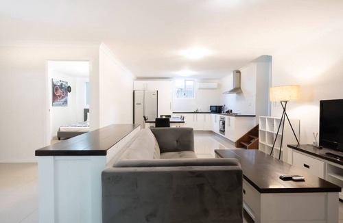Camp Hill Apartment | Camp Hill Private 5BR Lower Level with Own Entrance