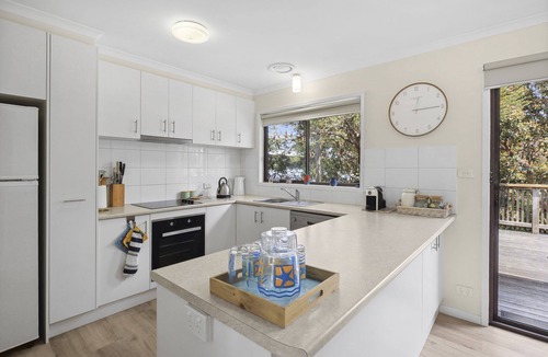 Anglesea House | Camp Road Getaway